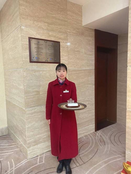 蓄精神之力享礼仪之道温州保利大剧院管理开展服务礼仪培训